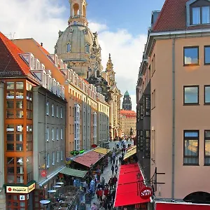 Münzgasse An Der Frauenkirche Apartahotel