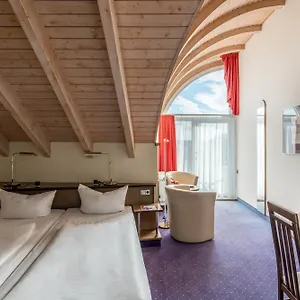Azimut Apartahotel